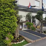 Hotel Karda