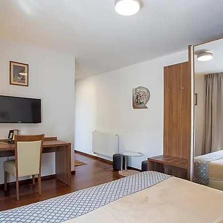 Karda Hotel 4*