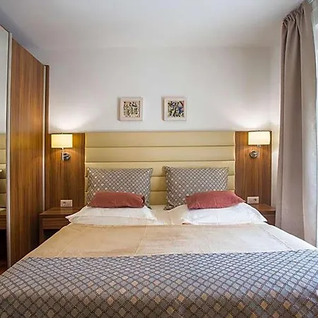 Karda Hotel