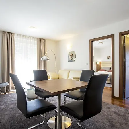 Karda Hotel