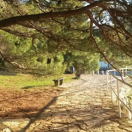 מלון Karda